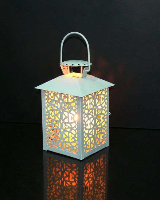 Lantern 17 — Lanterns